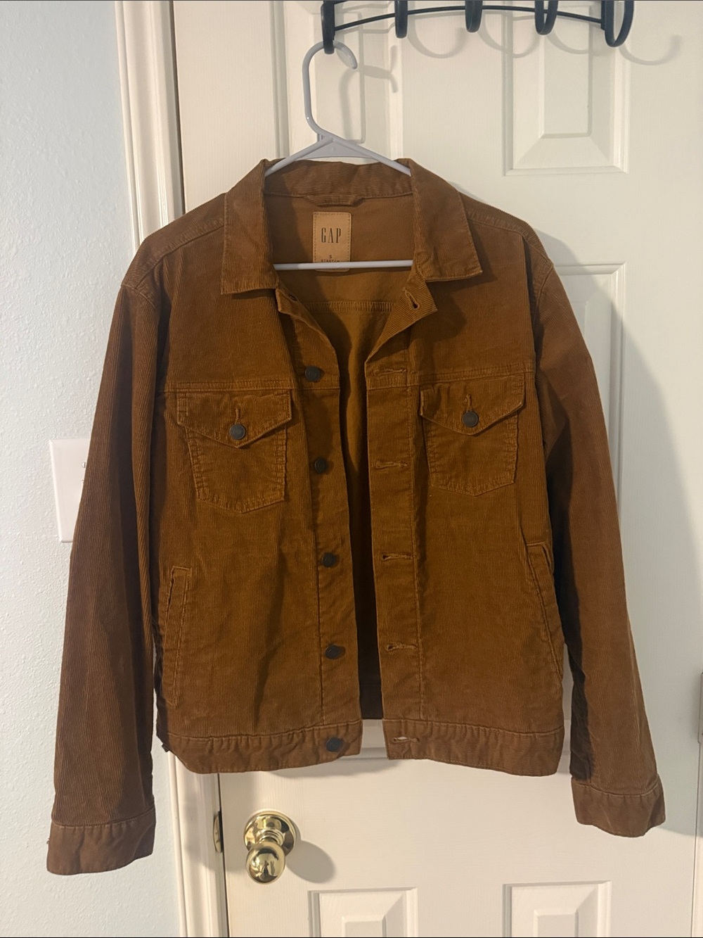 GAP Men's Corduroy Jacket in Rust Brown